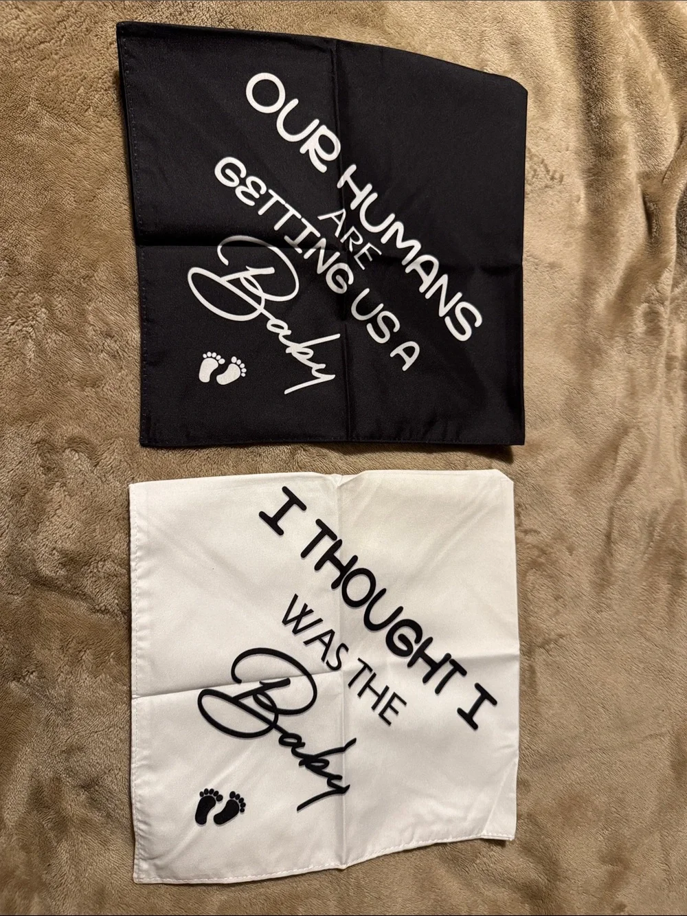 Set of 2 Dog Bandanas pregnancy announcement props